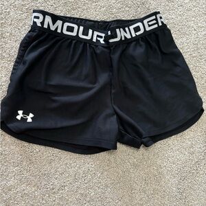 Black Under Armour shorts